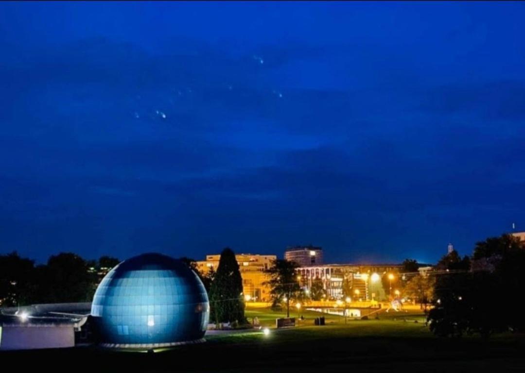 " Die Wolfs Burg" 50Qm & Zentrumsnah Wolfsburg Exteriör bild